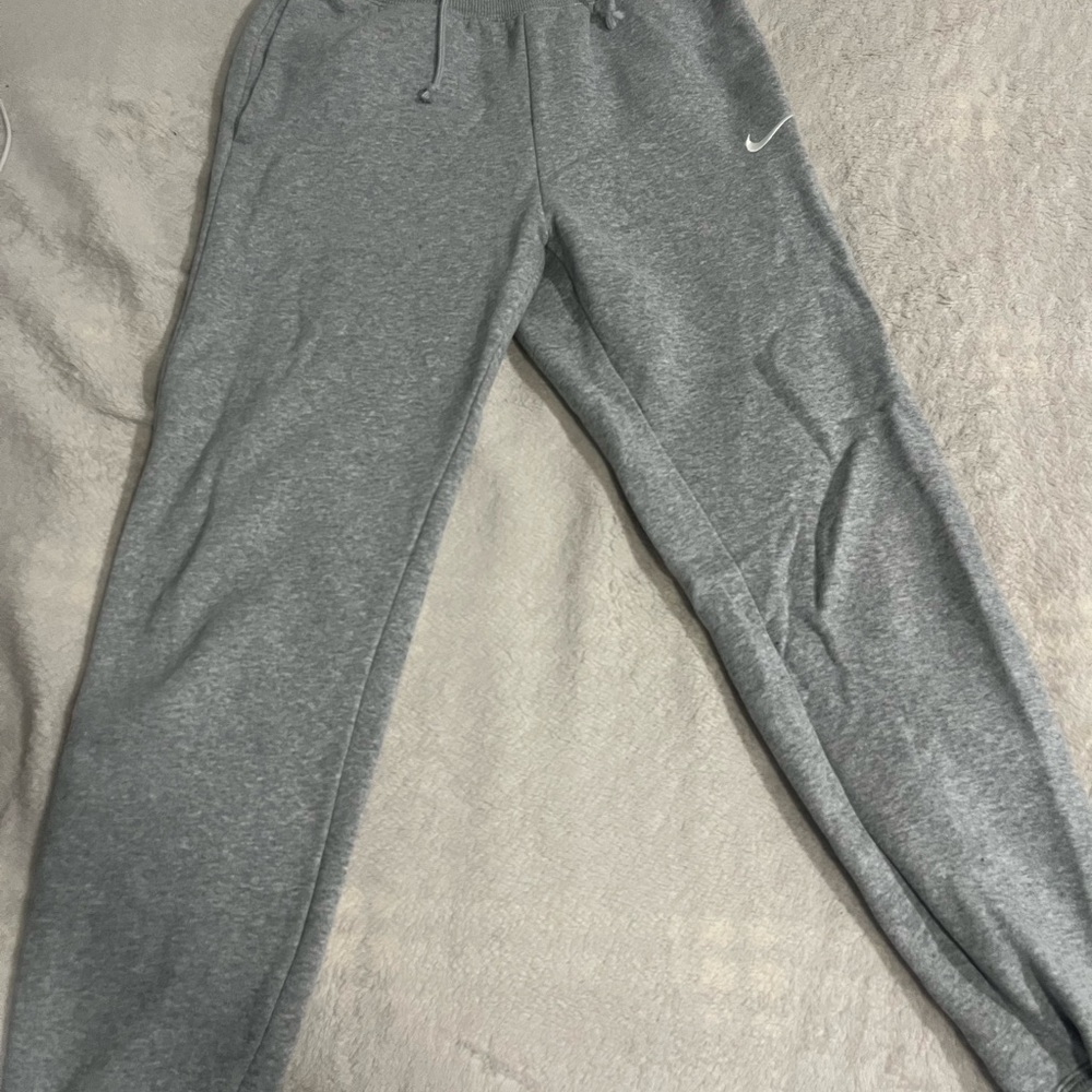 Nike Gray Sweatpants Relaxed Fit Joggers